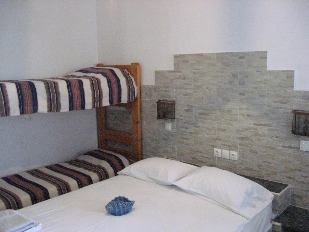 Pension Irini-Vicky Chora Exterior foto